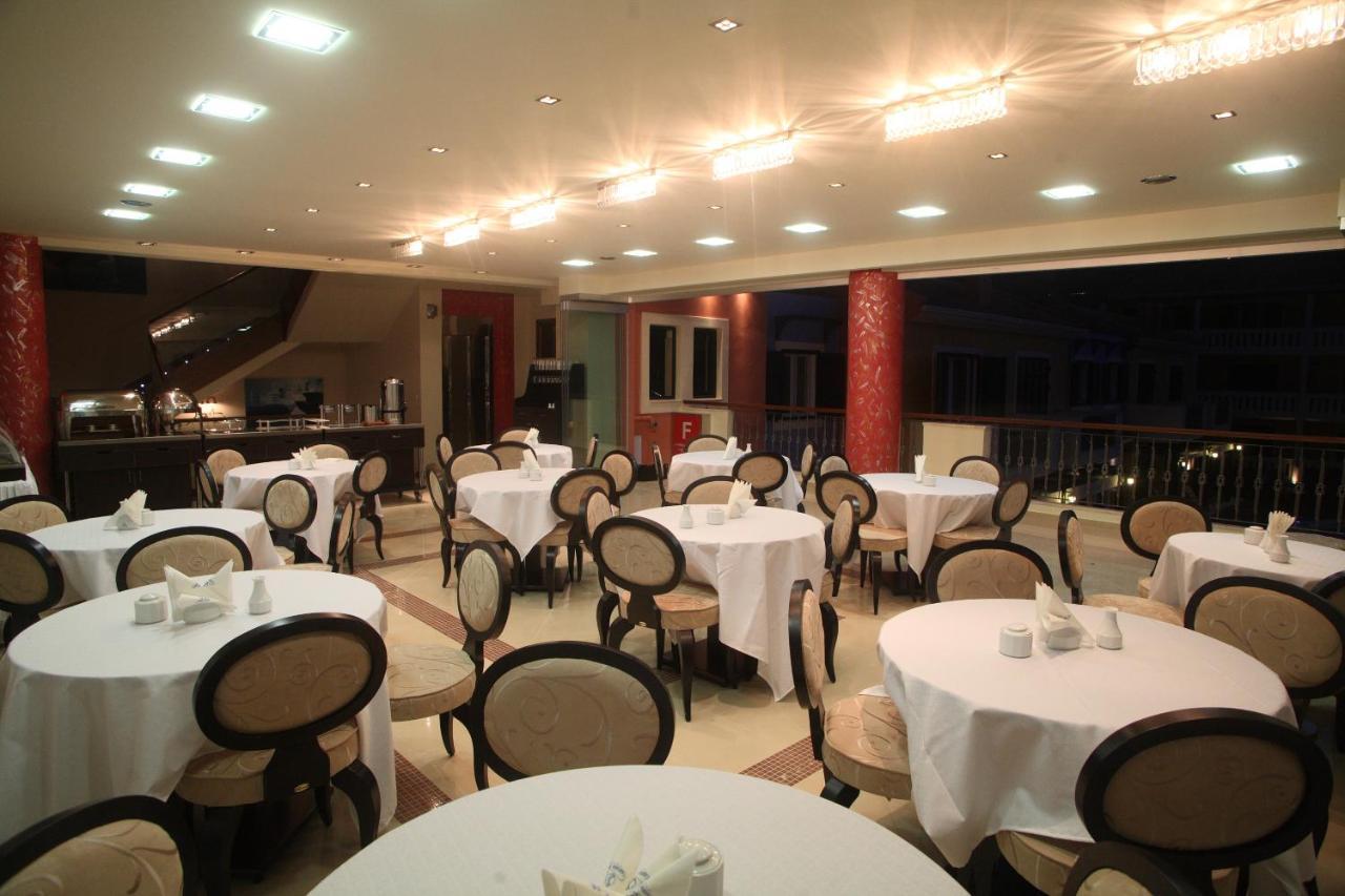 נידרי Captain Stavros Hotel מראה חיצוני תמונה