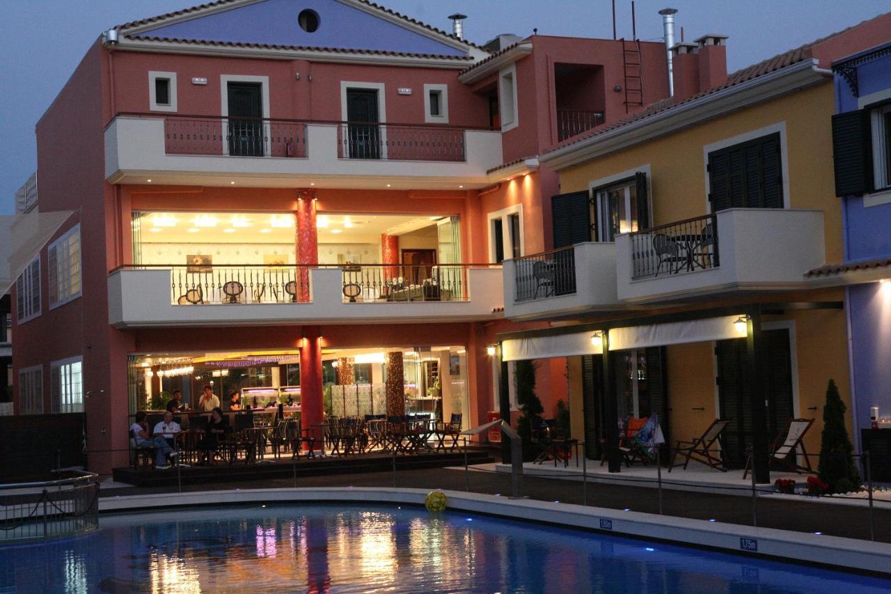 נידרי Captain Stavros Hotel מראה חיצוני תמונה